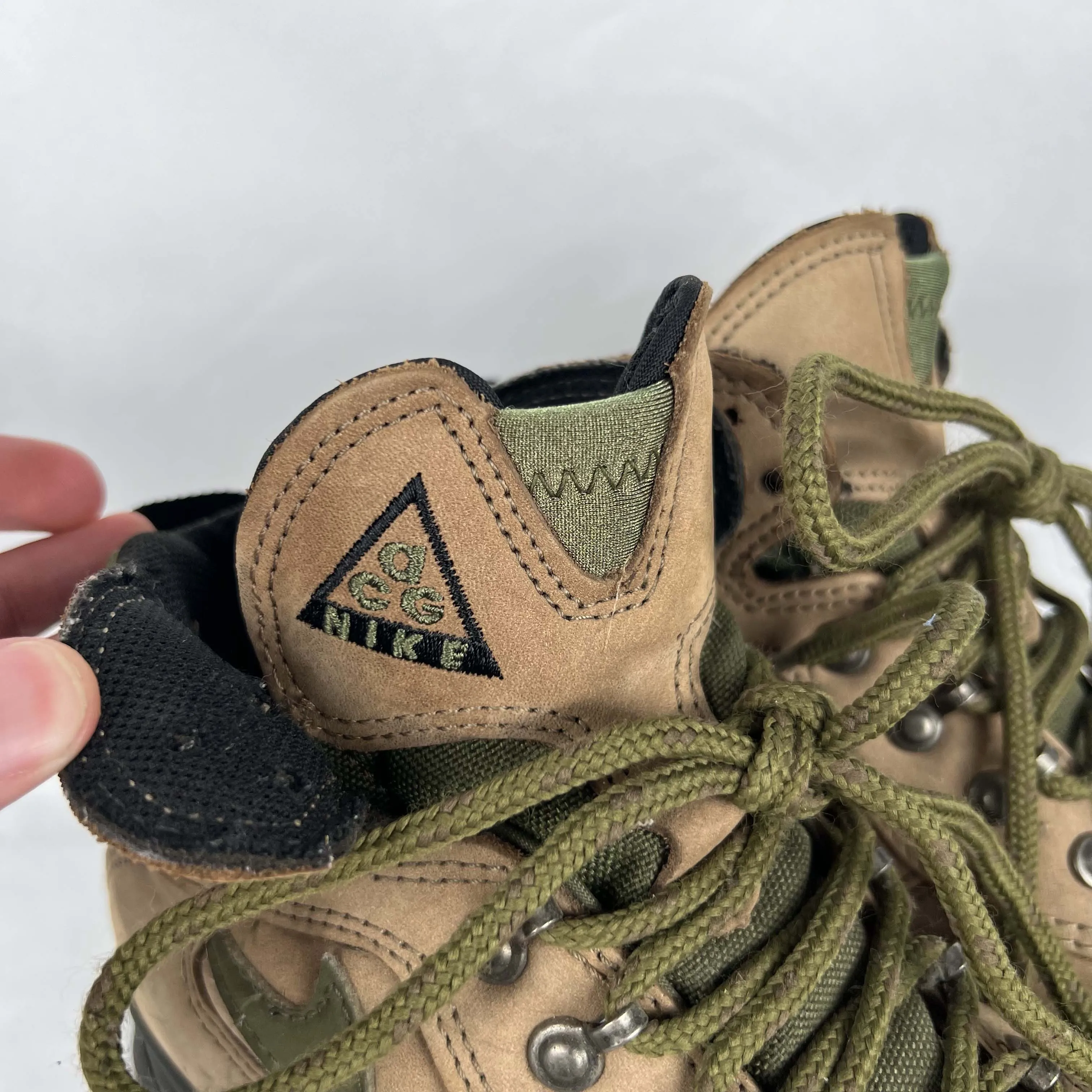 00s Nike ACG Hiking Boots- M's 5, W's 6.5