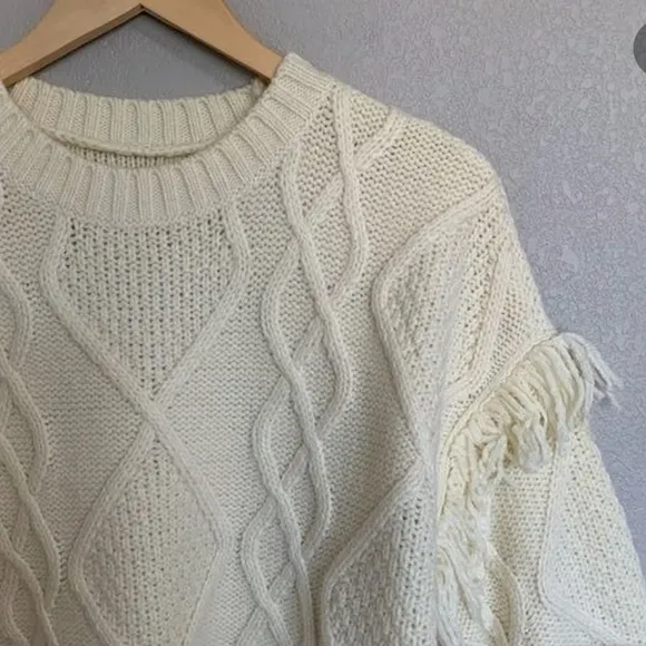 American Eagle Cream Fringe Detail Crewneck Cable Knit Sweater
