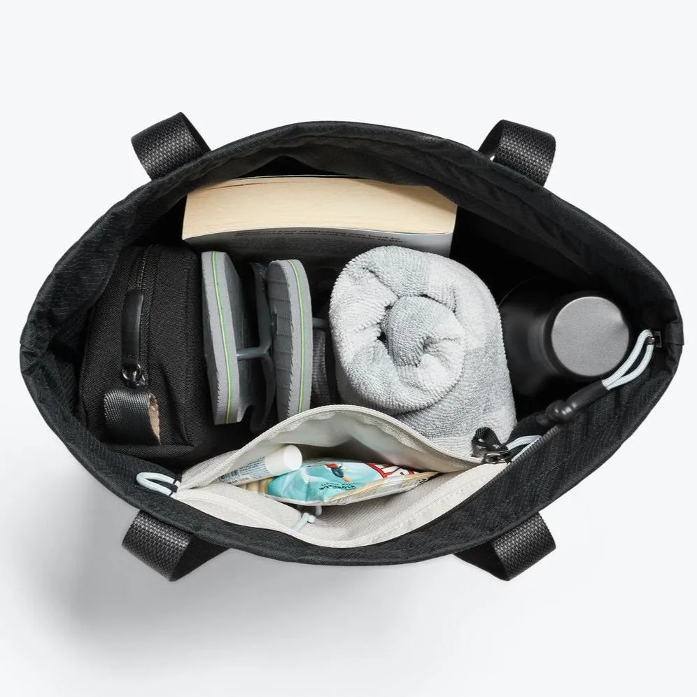 Bellroy Lite Tote | Flexible Lightweight Zip Tote Bag