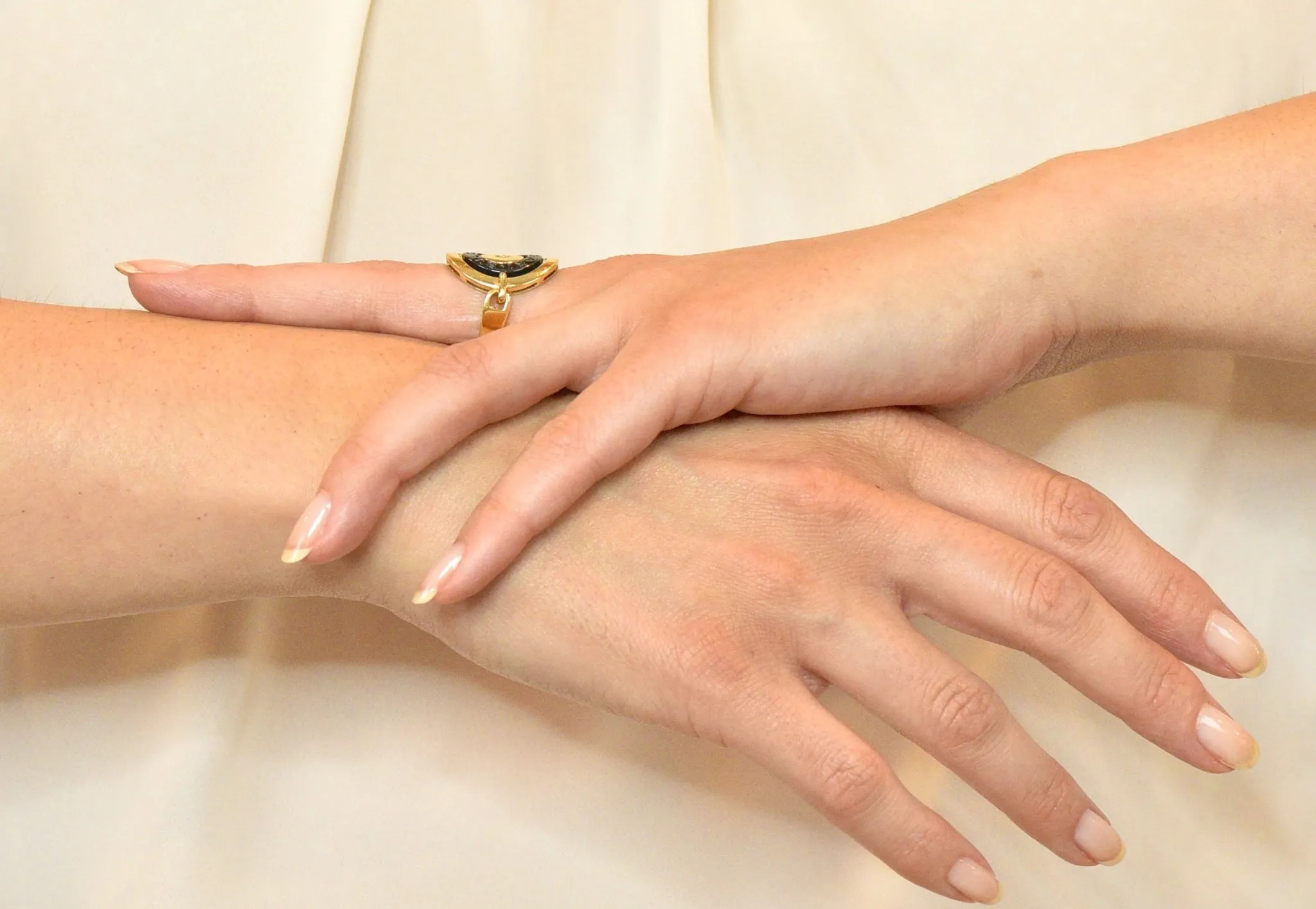 Bulgari 18 Karat Gold Ceramic Astrale Cerchi Flexible Ring