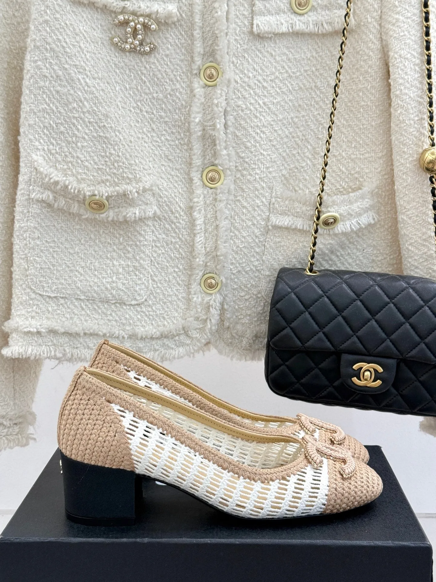 CC 25P Hollow Double C Ballet Flats 50mm Beige White Raffia 265637
