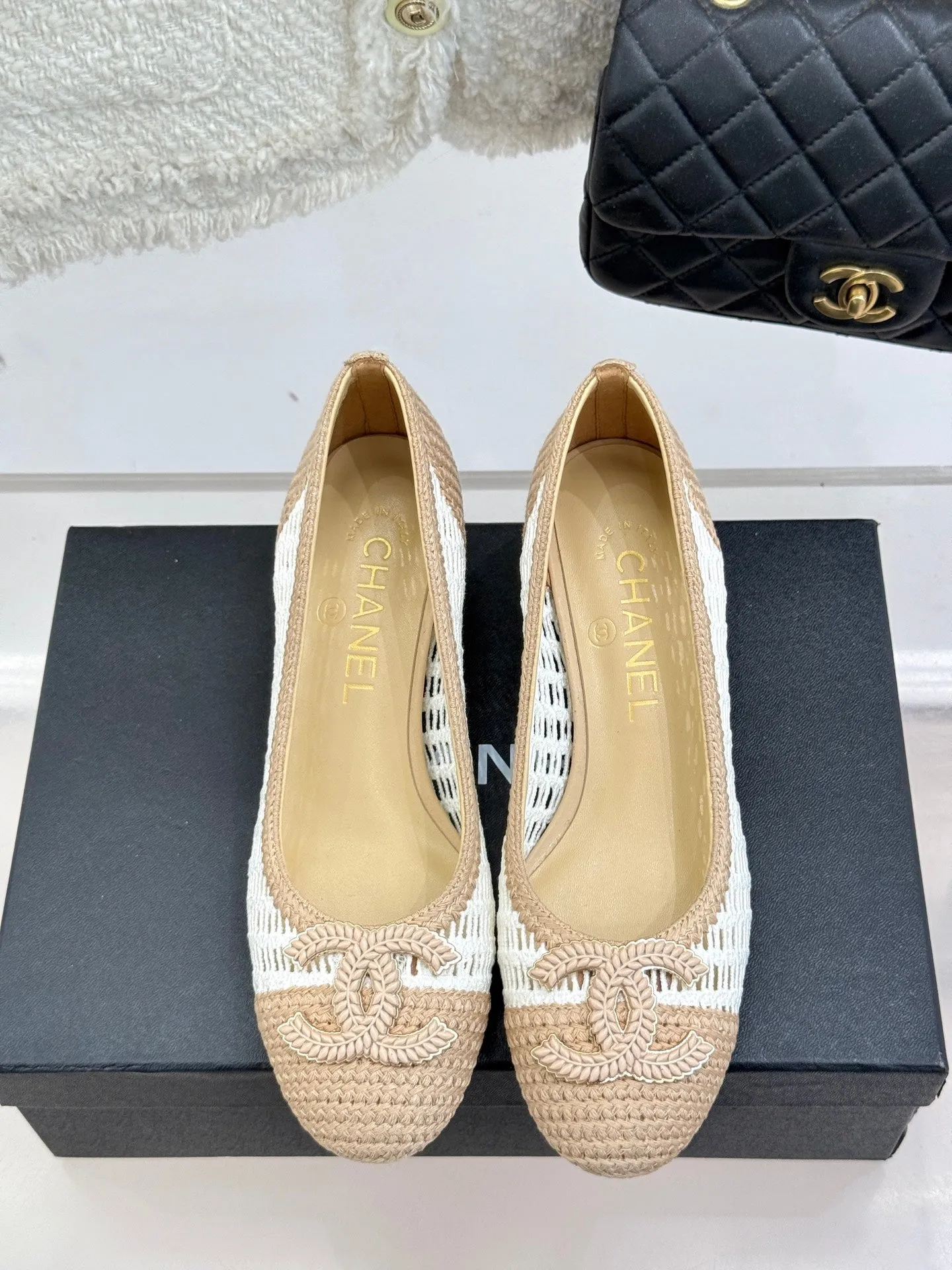 CC 25P Hollow Double C Ballet Flats 50mm Beige White Raffia 265637