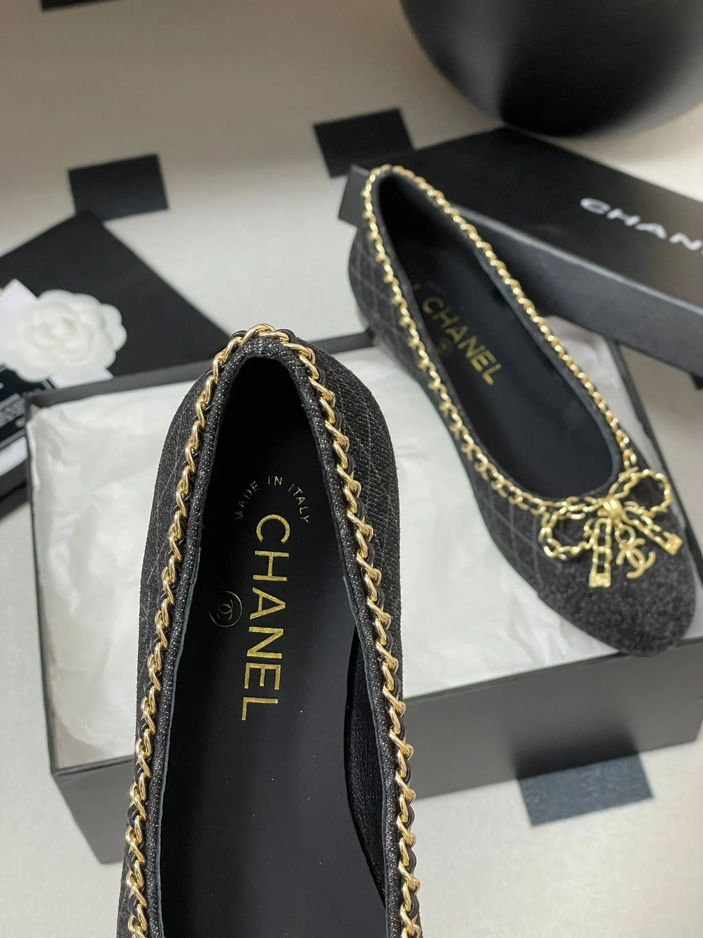 CC 25S 20mm Chain Bow Single Flat Black Denim Black Grosgrain 247659