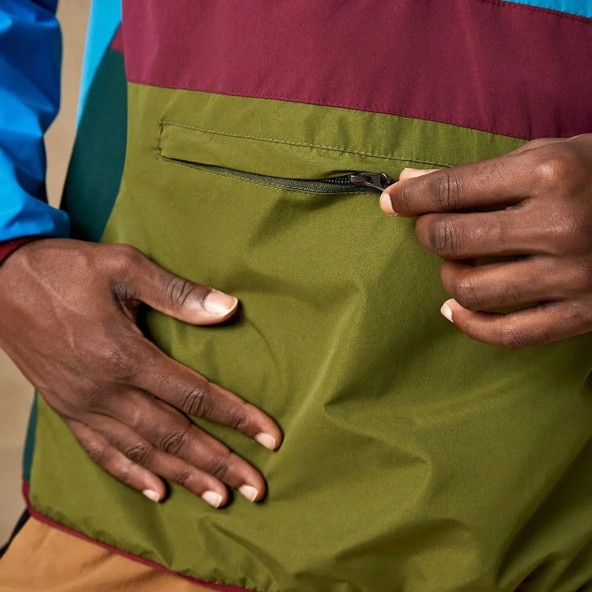 Colourblock Windbreaker | Lightweight Polyester | Weather-Resistant