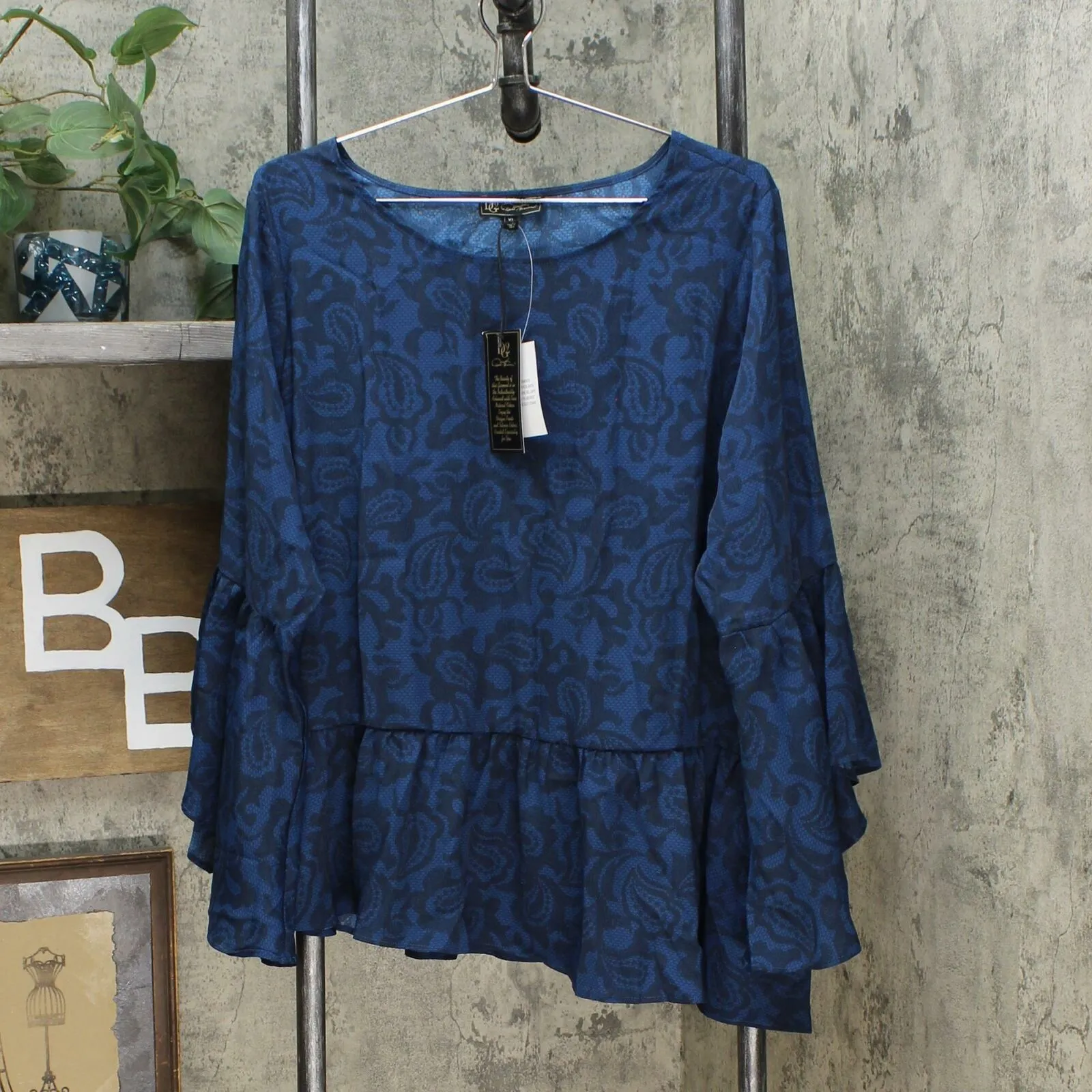 DG2 by Diane Gilman Women's Flare Sleeve Printed Peplum Top