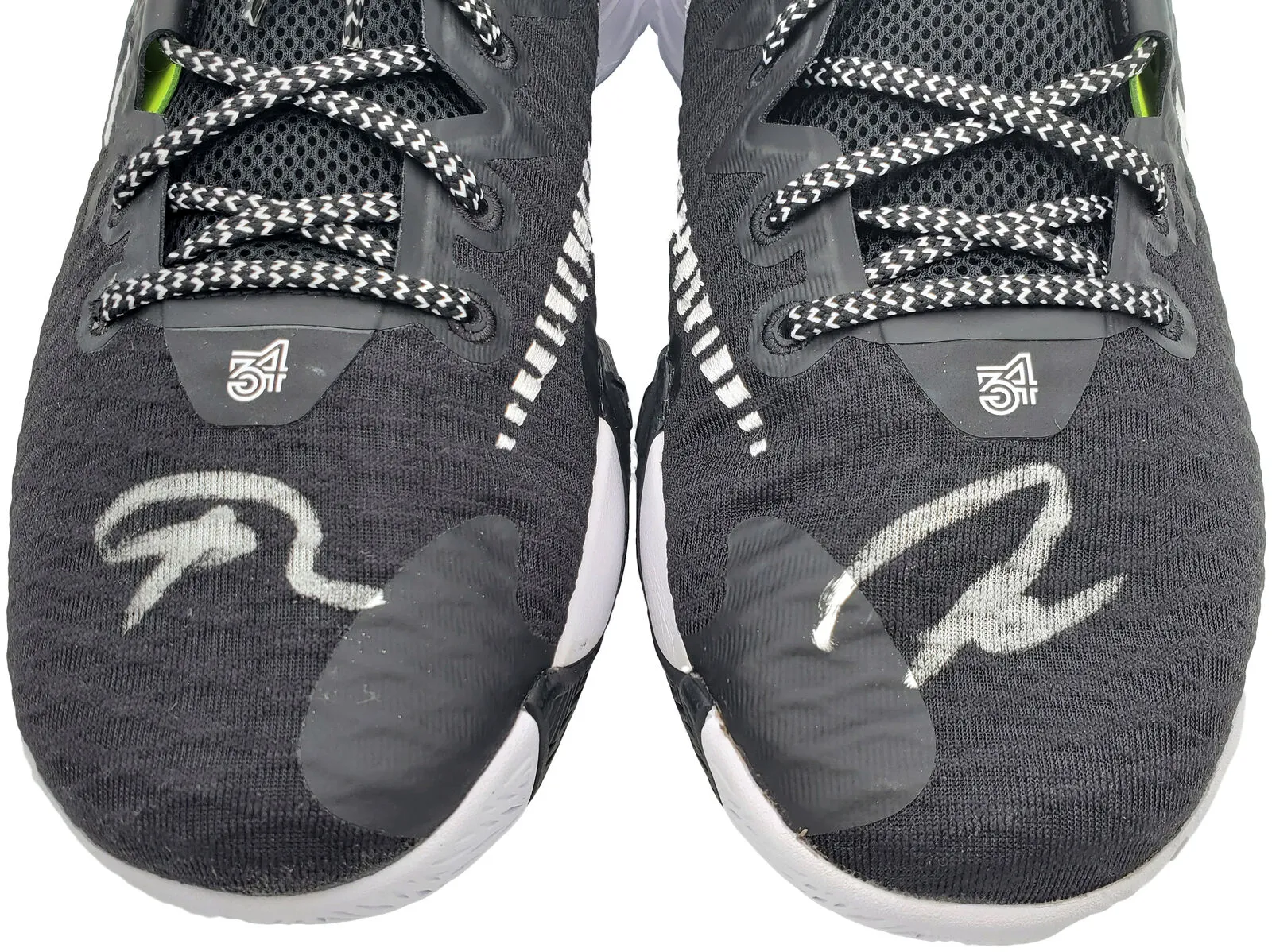 GIANNIS ANTETOKOUNMPO AUTOGRAPHED BLACK NIKE SHOES 14 PAIR BECKETT 197427