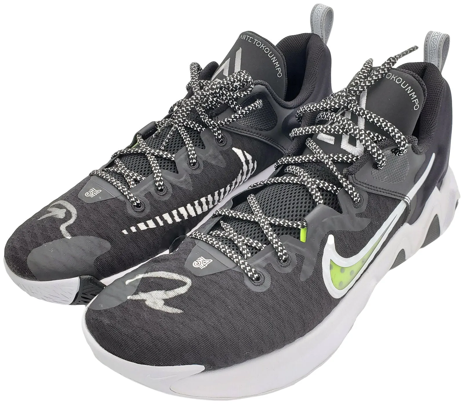 GIANNIS ANTETOKOUNMPO AUTOGRAPHED BLACK NIKE SHOES 14 PAIR BECKETT 197427
