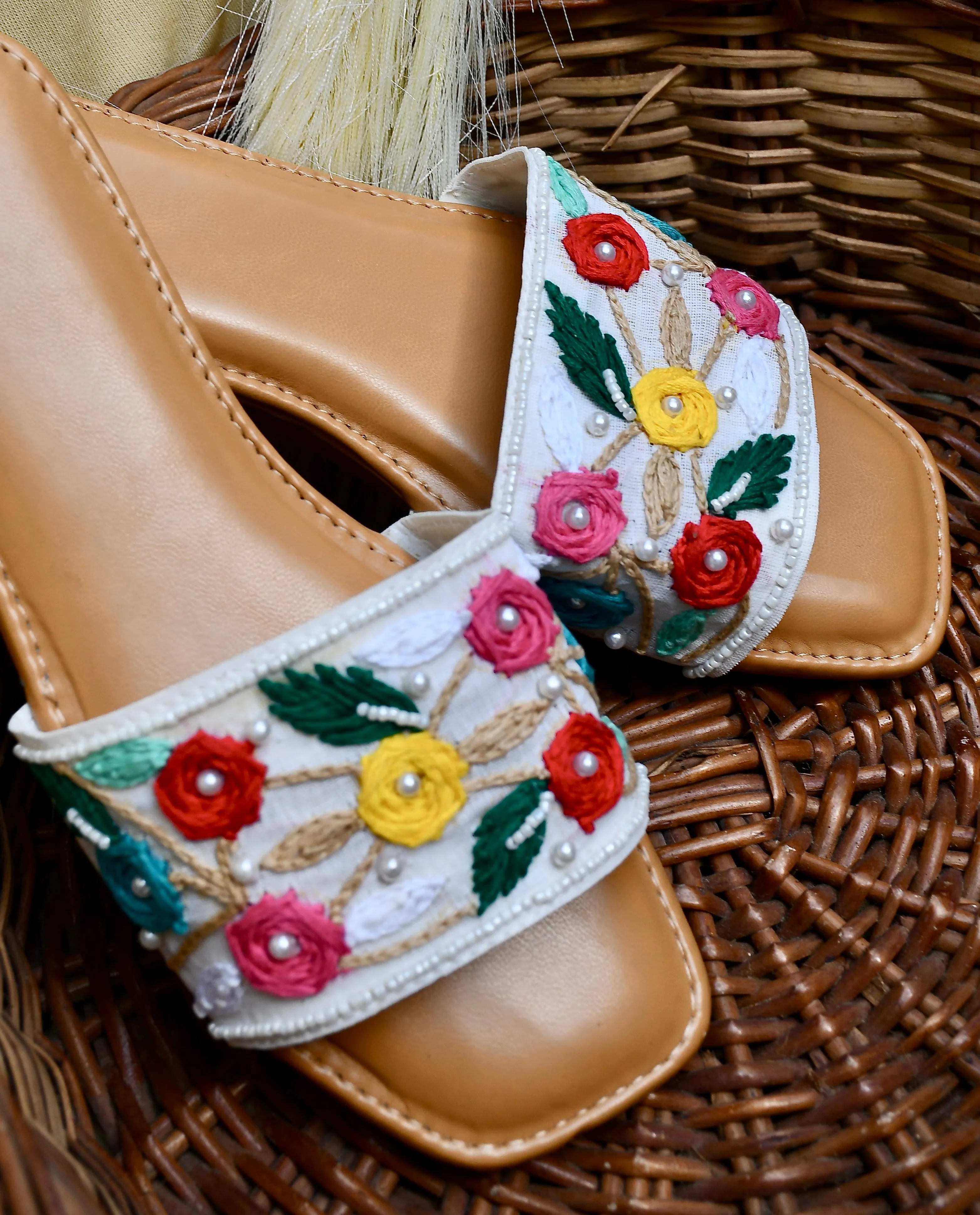 Gulaabo Flats