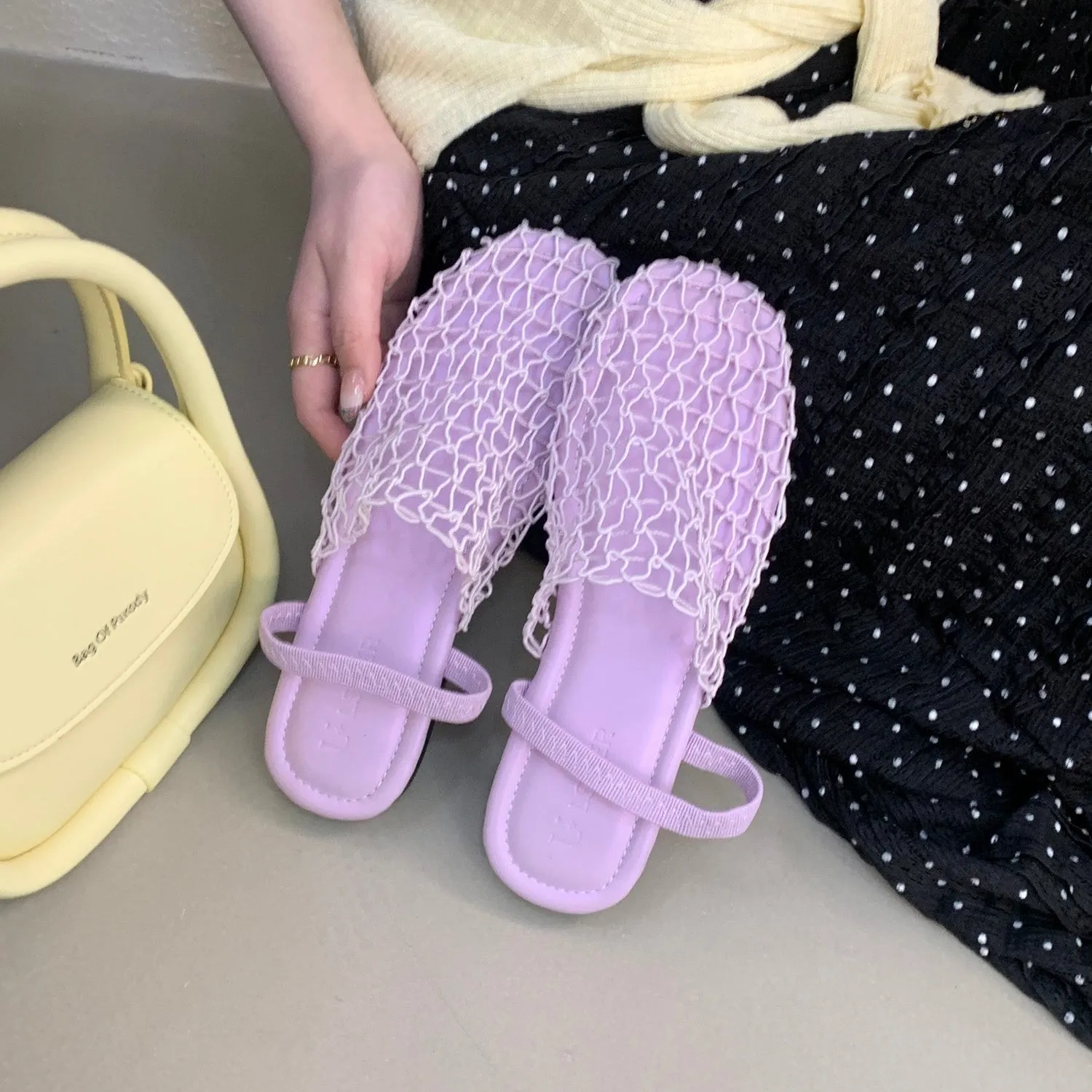 Lattice Veil Flats