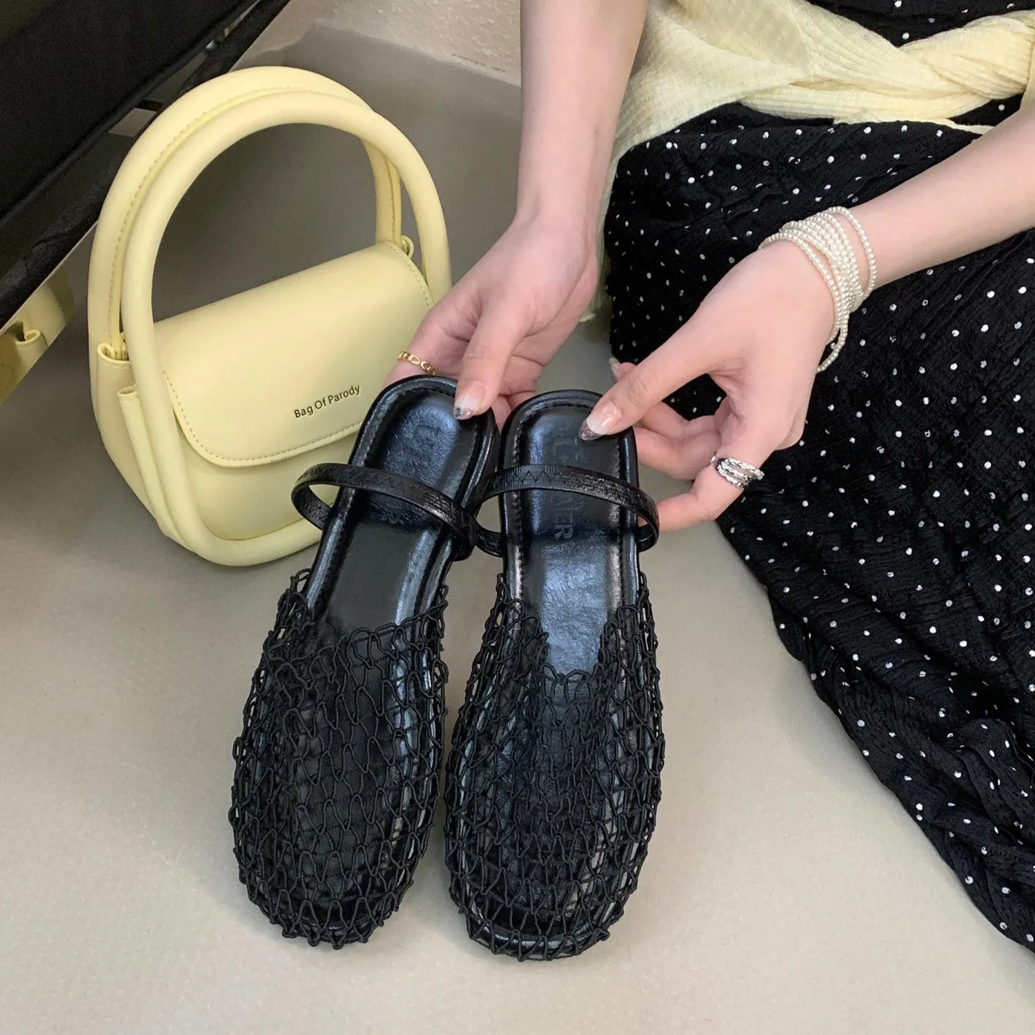 Lattice Veil Flats