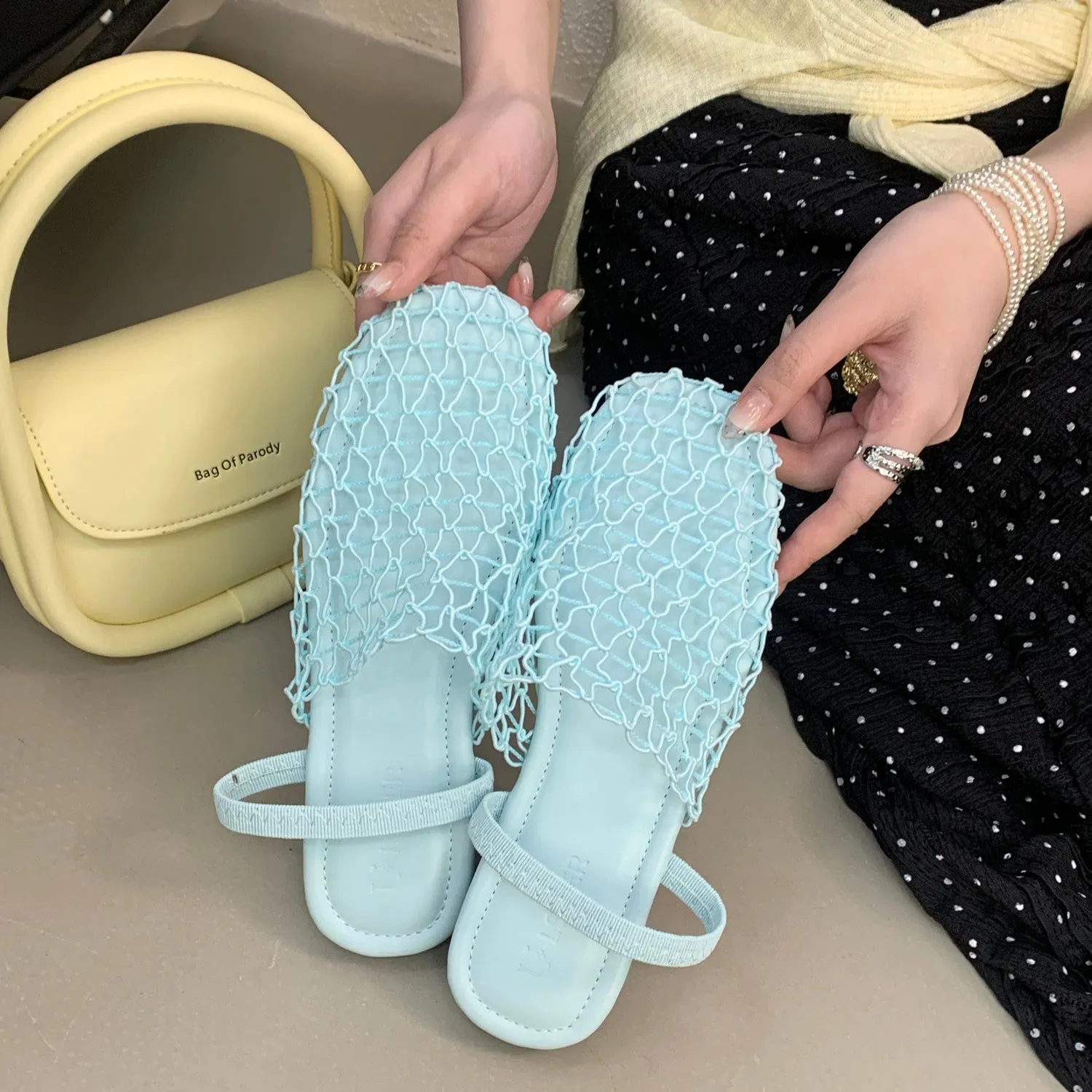 Lattice Veil Flats