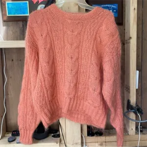 LINDEN*O gorgeous mohair blend scoop neck cable knit sweater