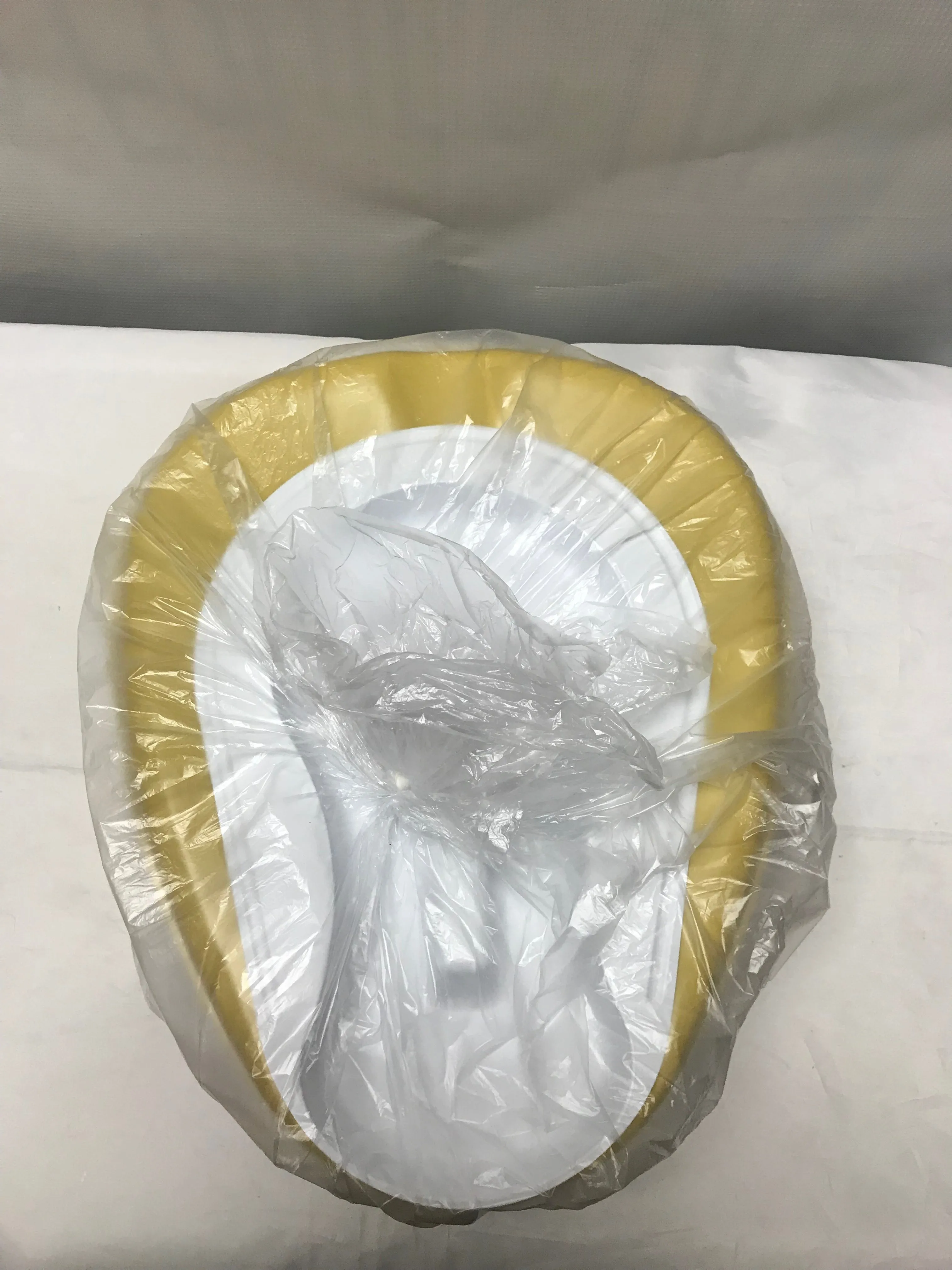 Medegen Bedpan With Cover