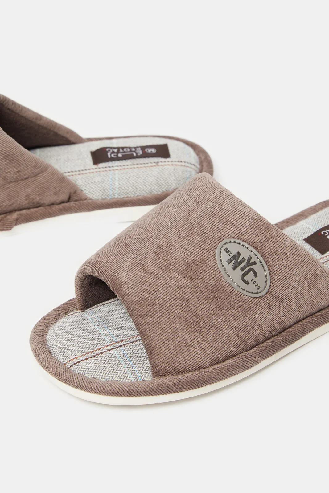 Men Beige Embellished Slipper