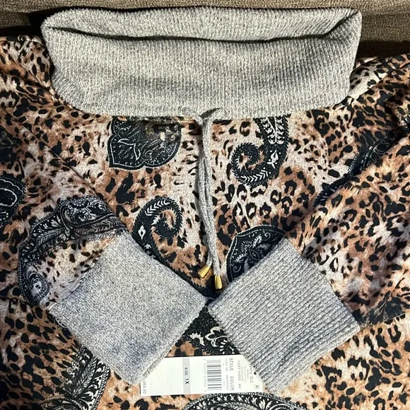 New Ruby Rd Woman Cozy Mixed Animal Print Sweater Women’s Size 1X in Oat Multi
