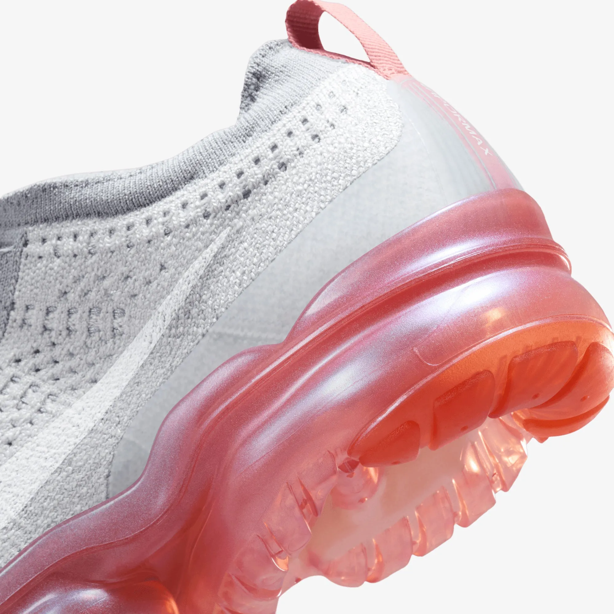 NIKE | AIR VAPORMAX 2023 FLYKNIT { PHOTON DUST/WHITE-WOLF GREY-RED STARDUST