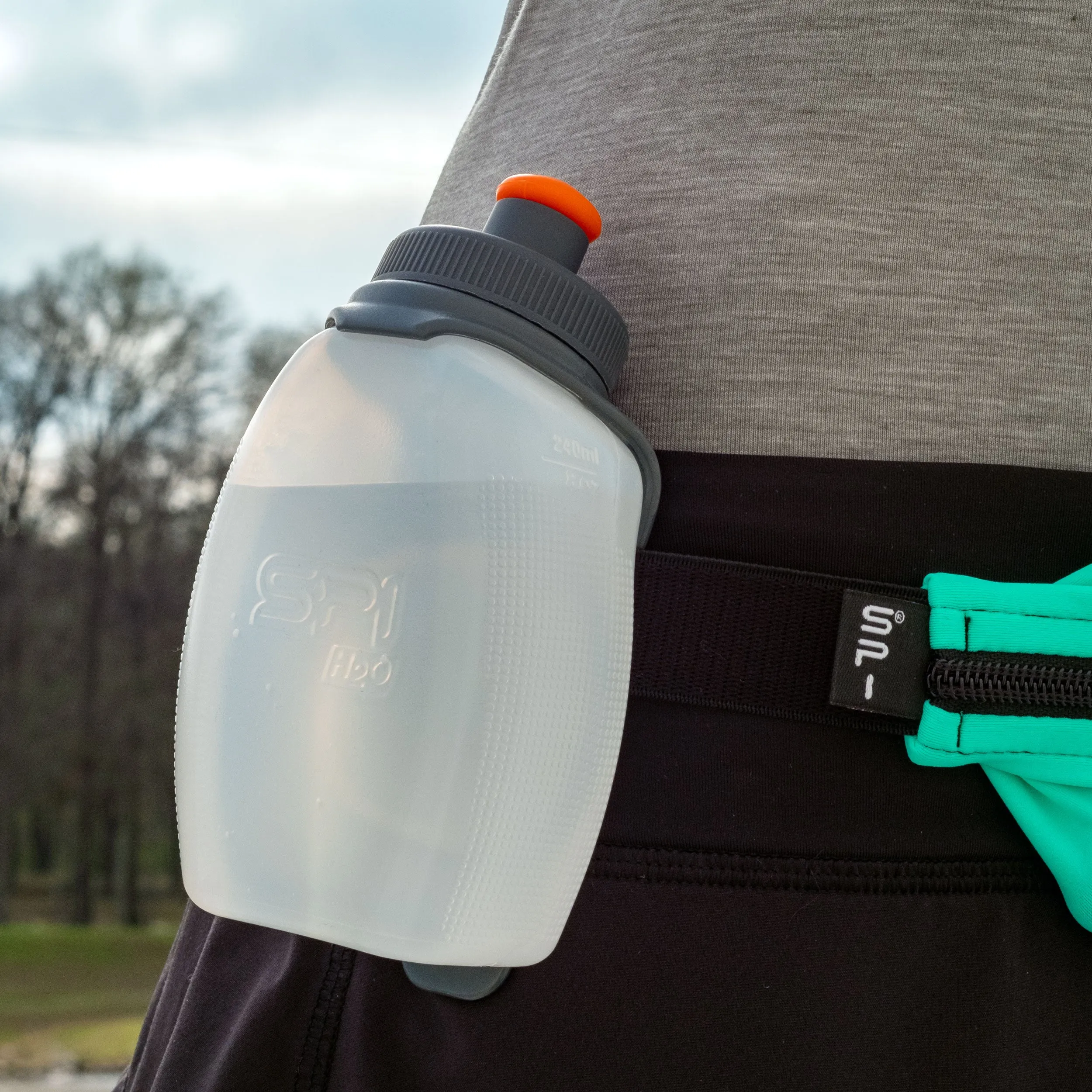 SPIBELT H2O COMPANION RUNNING BOTTLE - 240ML