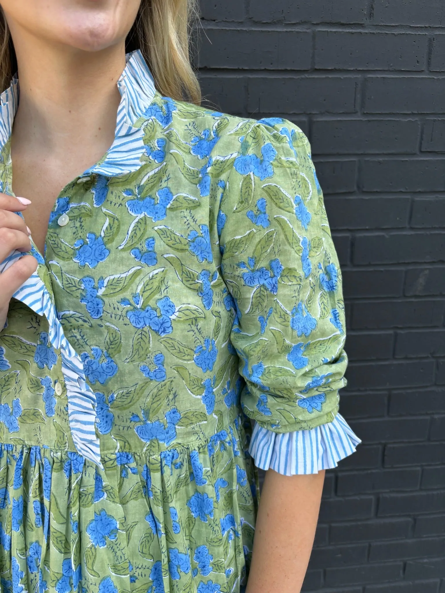 The Anndee short dress in green and blue Freesia block print