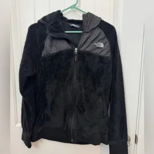 The North Face Black Fleece Jacket. Women’s medium.